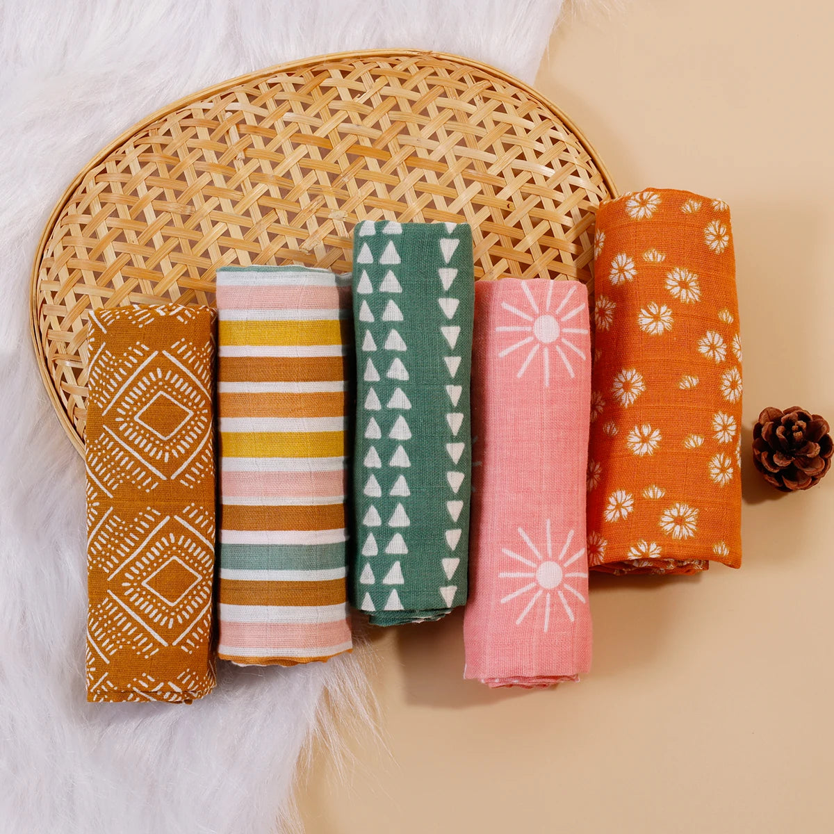 New Print 5Pcs/Set 60*60CM Soft Muslin Swaddle Feeding Burp Cloth Newborn Pure Cotton Baby Face&Hand Wash Wipe