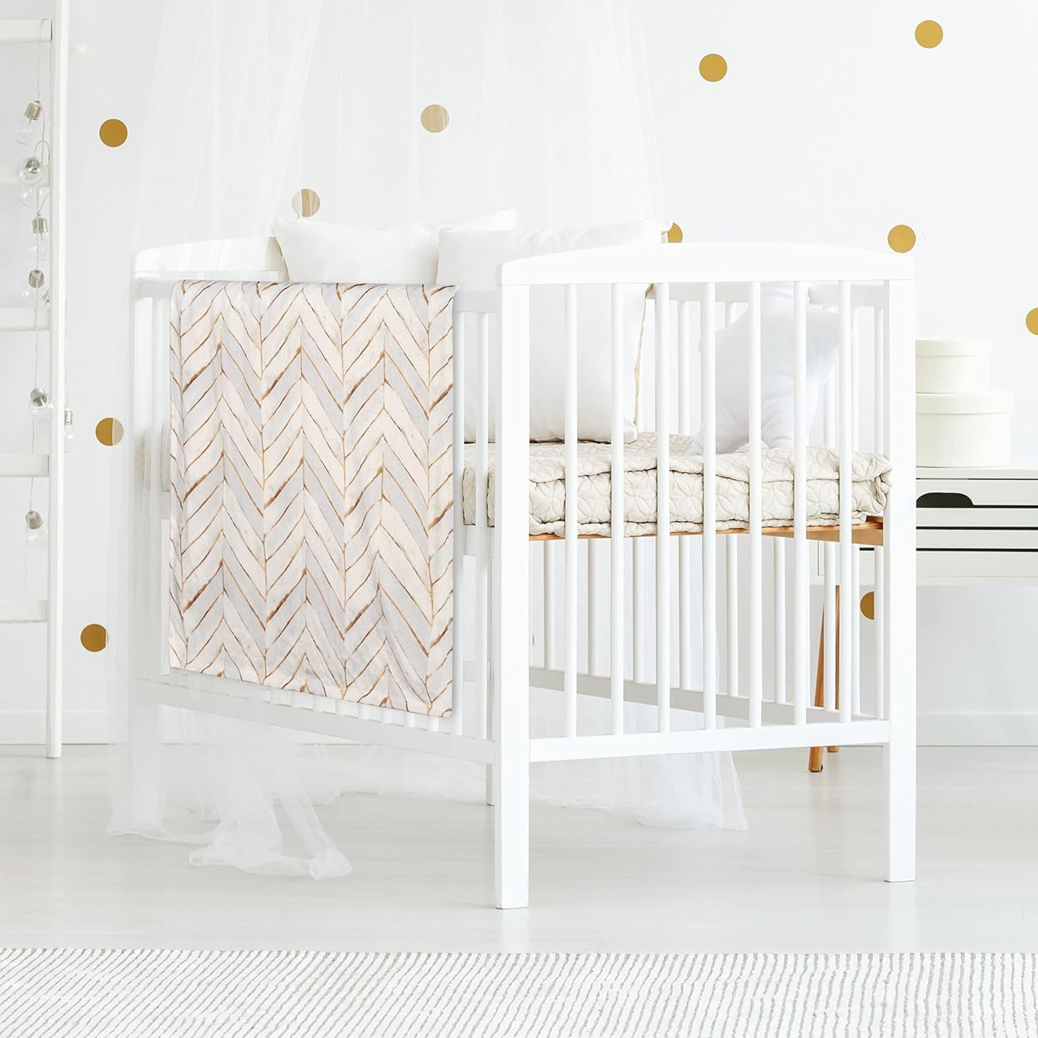 Baby Blanket Bedding Flannel Fleece Mink Blanket Unisex Baby Plush Blanket with Dotted Backing (Grey)